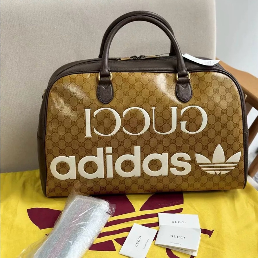 Gucci x adidas Large Duffle Bag
Beige/Brown